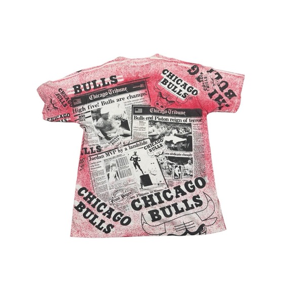 Vintage Chicago Bulls T‎ Shirt Mens Large Newspaper 90s AOP Jordan MVP Rare VTG - Picture 2 of 12